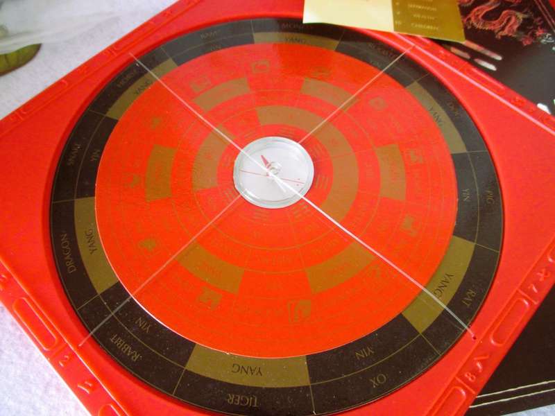 The Feng Shui Kit: The Chinese Way to Health, Wealth and Happiness, at Home and at Work Full Set.