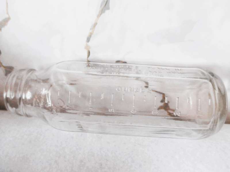 Vintage Griptight Freflo 8 ounce glass Baby bottle.