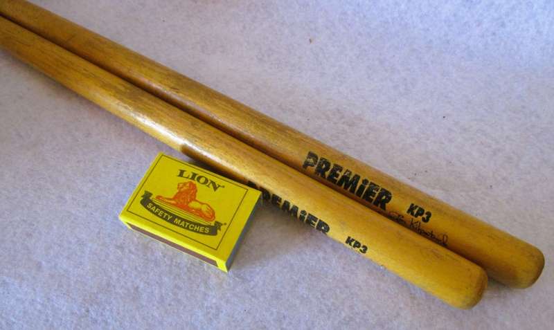 Premier Jim Kilpatrick KP3 pipe band snare drum wooden sticks