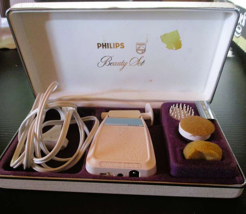 Vintage Philips  Beauty Ladyshave Electric Travel Shaver. Working. Made in Austria.