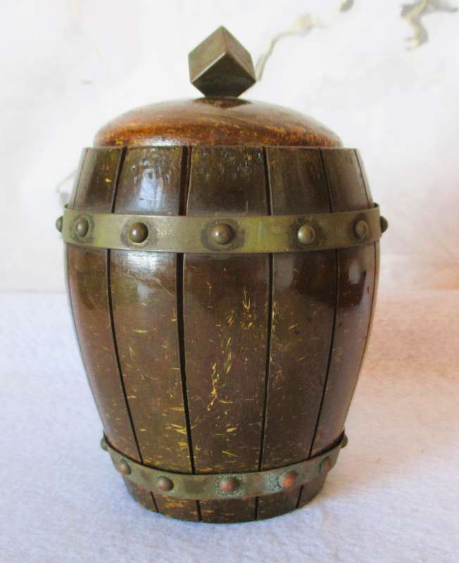 Unique Vintage Wooden Barrel Humidor, Tobacco Jar with copper finish. 125mm high. As per photo.
