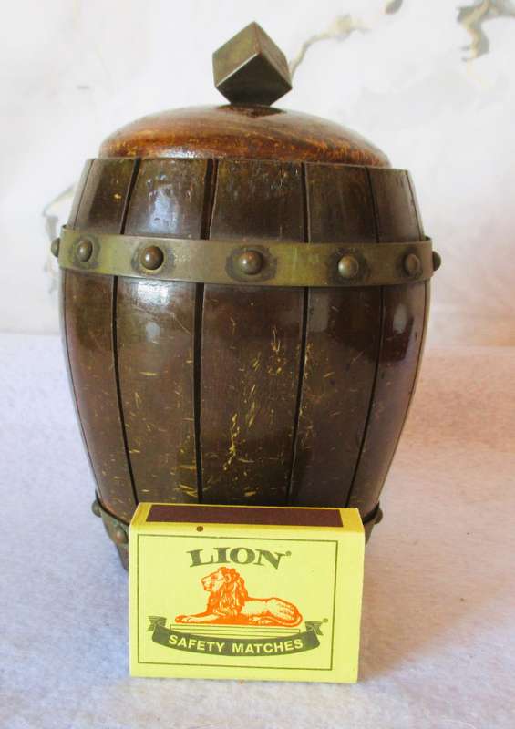 Unique Vintage Wooden Barrel Humidor, Tobacco Jar with copper finish. 125mm high. As per photo.