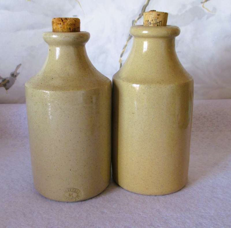 Vintage Pearsons of Chesterfield Stoneware Wine and Vinegar Cruet Set. 150mm high