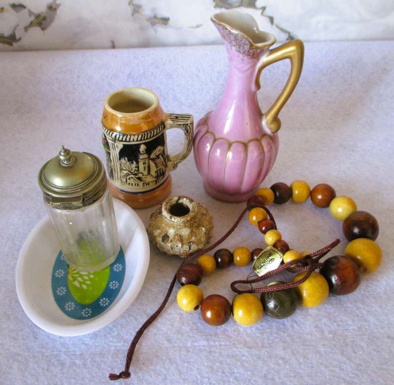 Lot of 6 miscellaneous items. As per photo.