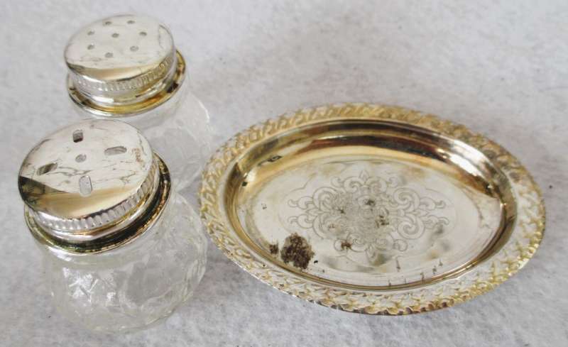 Vintage Fairy Brand ELWECO Silver Plated Salt & Pepper Shakers with Tray in original packaging.