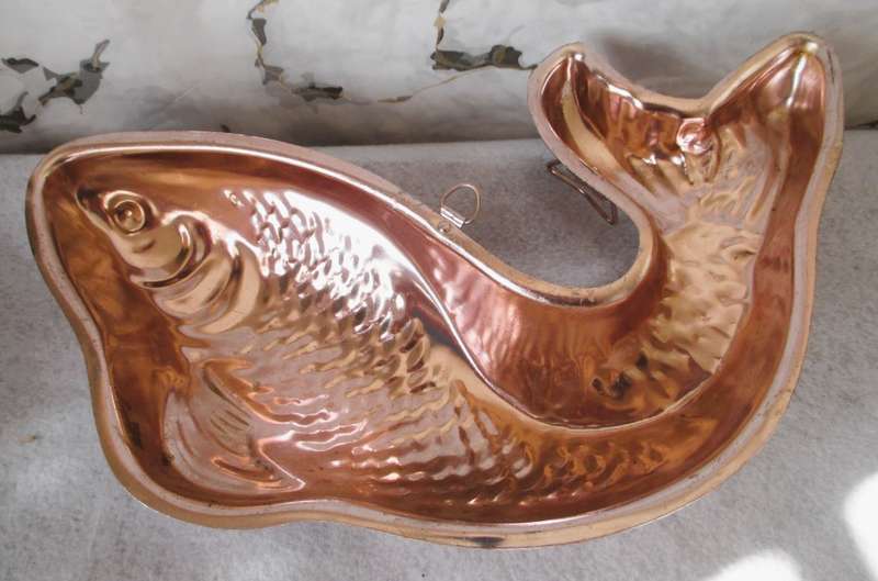 Vintage Copper//Rose Gold Jello Mousse Fish Dessert Mold. 34 cm