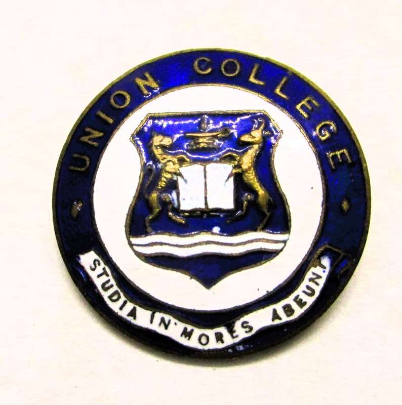 UNION COLLEGE - ENAMELLED BADGE - SIMPSON LTD, JOHANNESBURG As per photo.