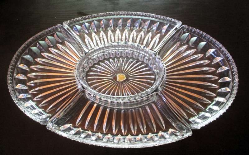 Vintage Set Of 5 Vintage Collectible Unique Decorative Glass Snacks Platter. Note chip, per photo.