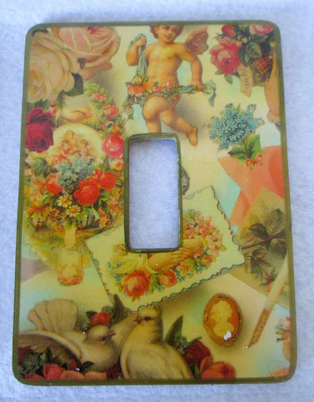Four vintage themed light switch covers. Docrative.
