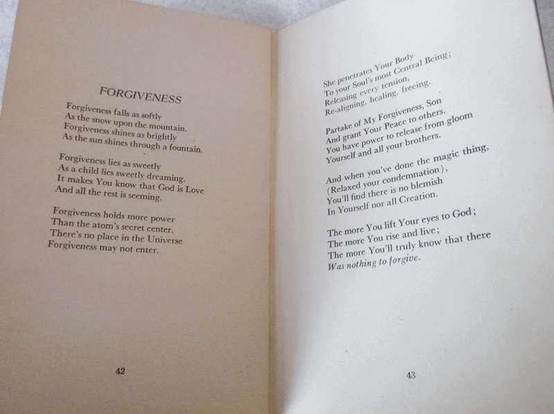 THE FATHER SPEAKS, by Florence de Groat. 1948, First Edition, California. 44pages. As per photo.