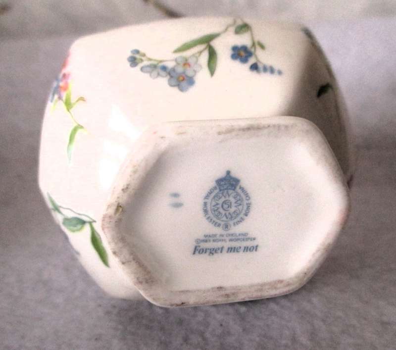 Royal Worcester Forget Me Not Fine Bone China Bud Vase. 120mm high.