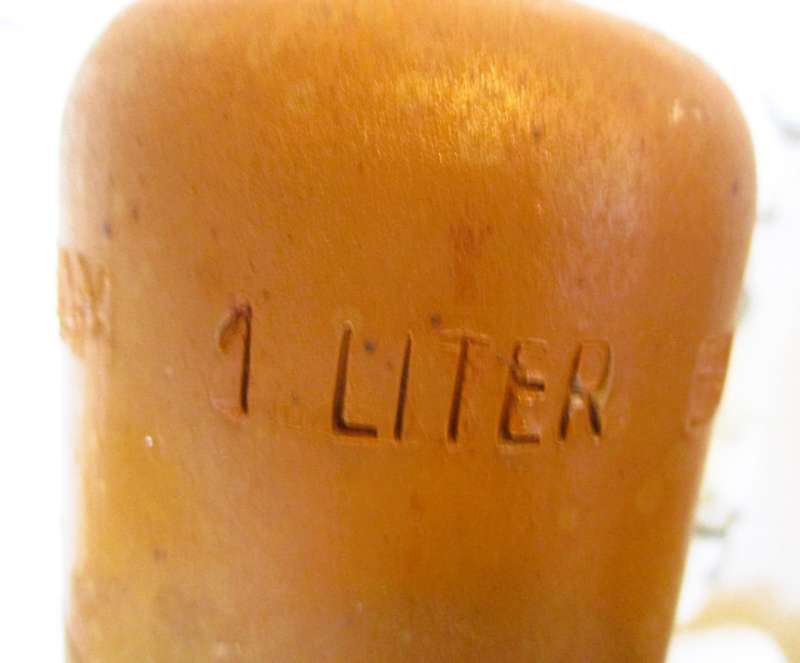 1900 Amsterdam, Erven Lucas Bols Genever Ceramic 1 liter bottle. Amsterdam 310mm high
