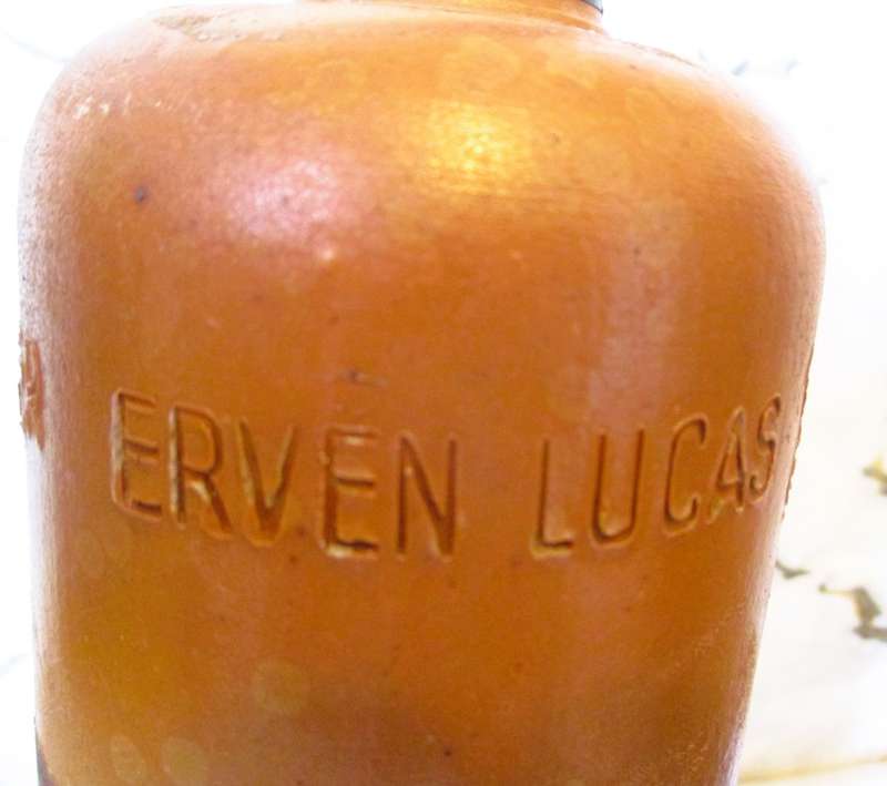 1900 Amsterdam, Erven Lucas Bols Genever Ceramic 1 liter bottle. Amsterdam 310mm high