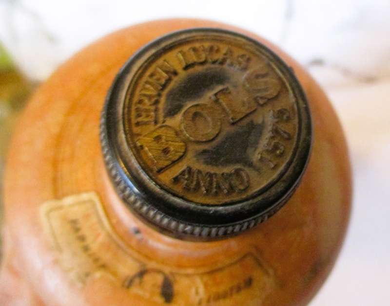 1900 Amsterdam, Erven Lucas Bols Genever Ceramic 1 liter bottle. Amsterdam 310mm high