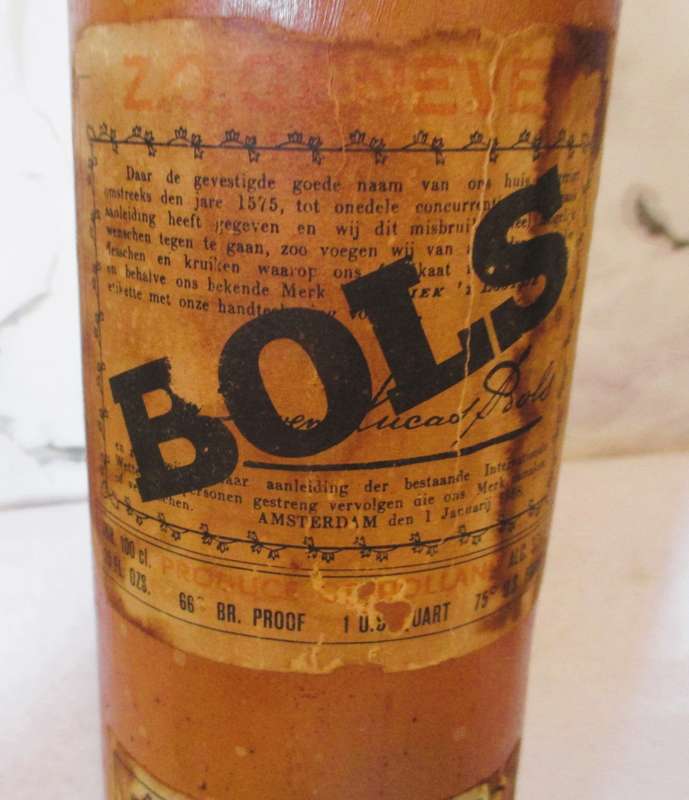 1900 Amsterdam, Erven Lucas Bols Genever Ceramic 1 liter bottle. Amsterdam 310mm high