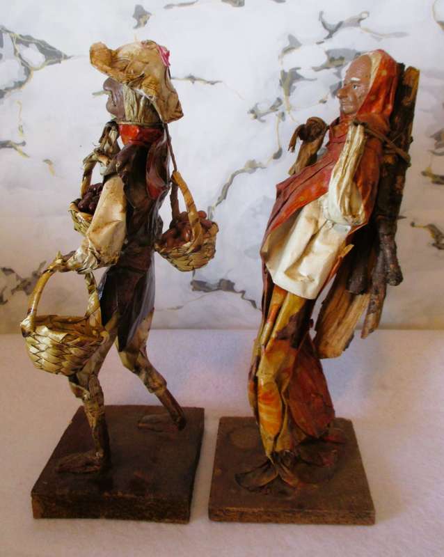 Vintage Mexican Paper Mache Folk Art Man Woman Peasant Sculpture. 280mm high.