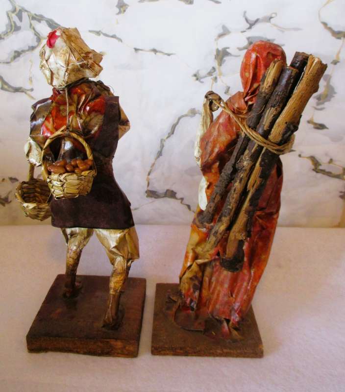 Vintage Mexican Paper Mache Folk Art Man Woman Peasant Sculpture. 280mm high.