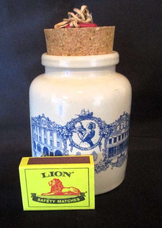 Dallmayer Gourmet Senf Ceramic pot with cork. 130mm high.