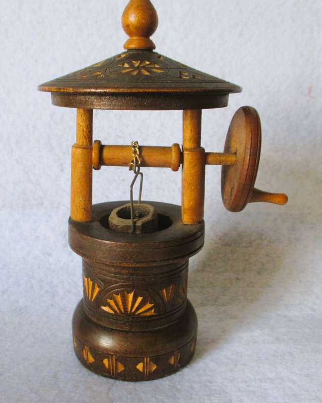 Vintage Carved Wooden Water Well with bucket on chain, pulling up and down. 160mm high.