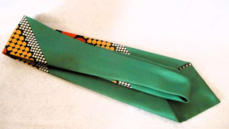 Vintage Men Ties, Commodore Trevira, 100% Polyester, as per photo. Worn.