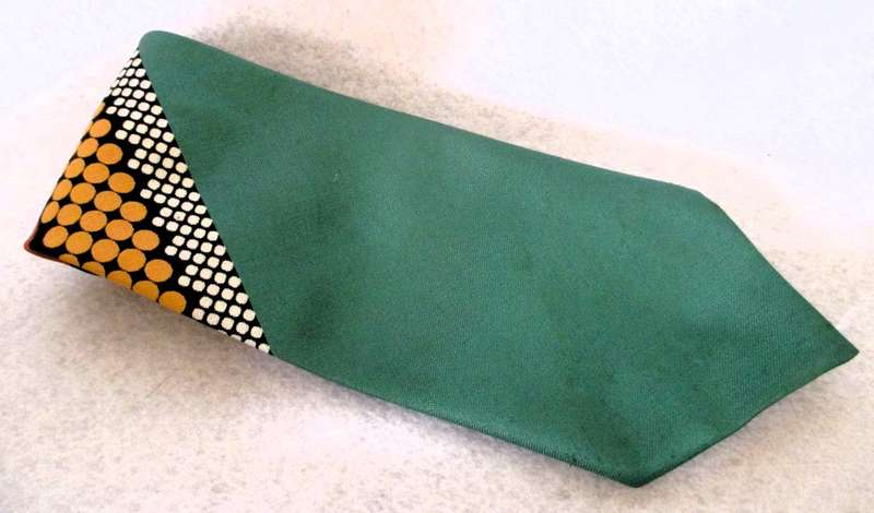 Vintage Men Ties, Commodore Trevira, 100% Polyester, as per photo. Worn.