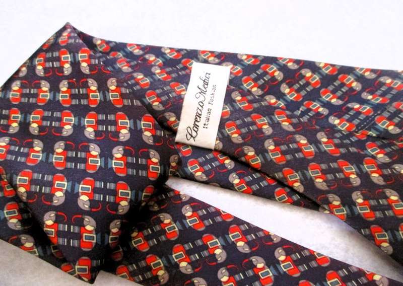 Vintage Silk Men`s Tie, SLorenzo Medici Italian Fashion, as per photo. Worn.