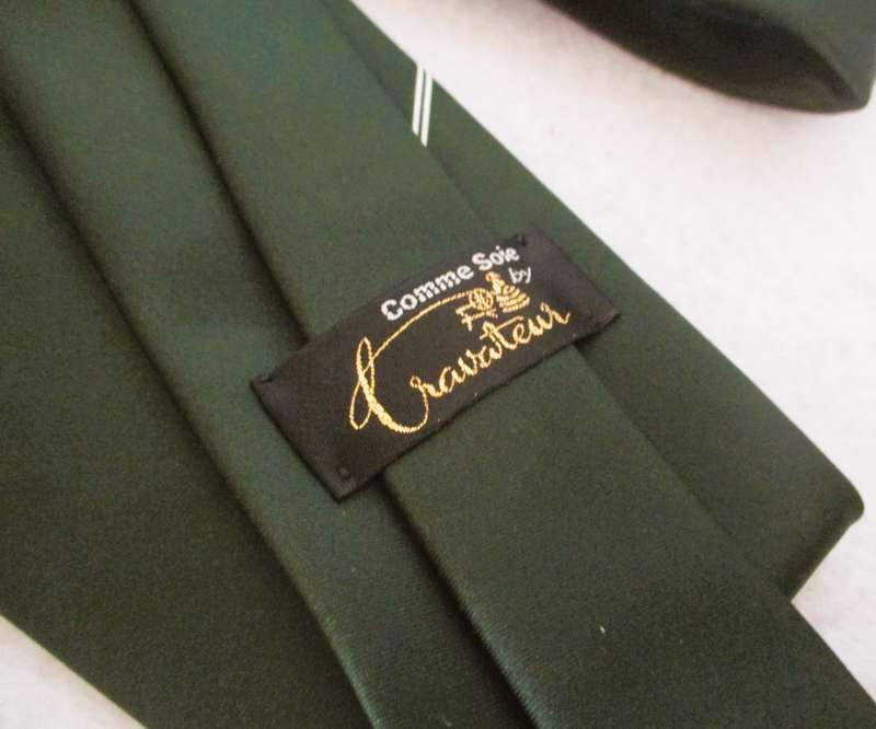 Vintage Men`s Tie, Comme Soie by Cravateur, as per photo. Worn.