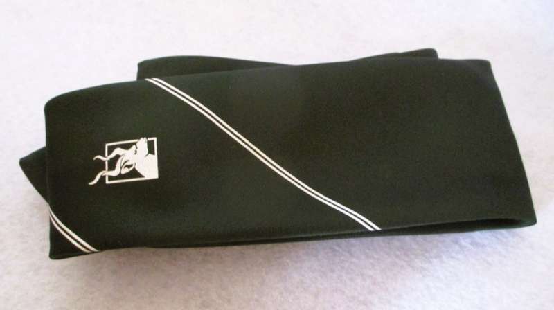 Vintage Men`s Tie, Comme Soie by Cravateur, as per photo. Worn.
