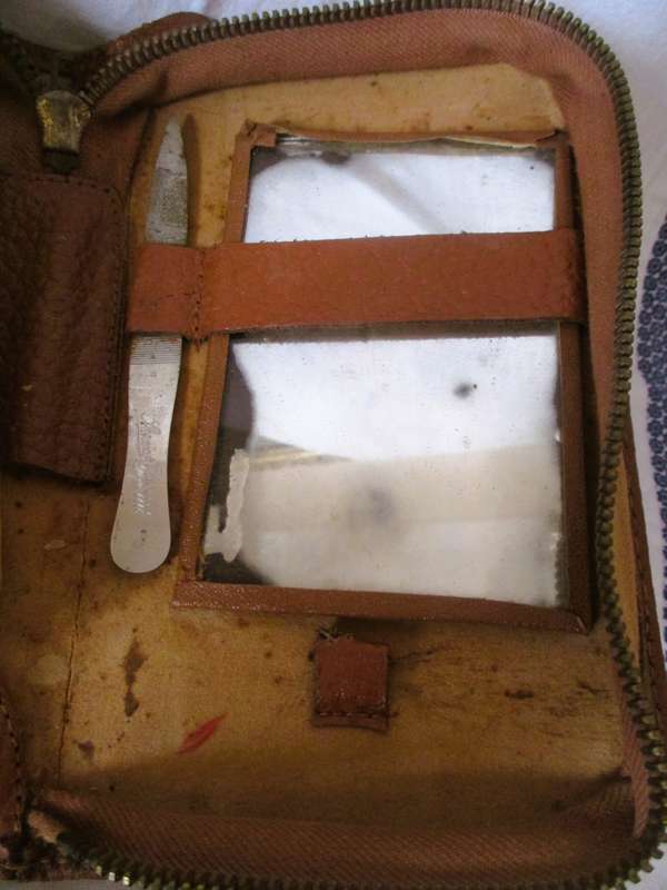 Vintage Gentlemen`s Travel Grooming Kit with Clothes brush. As per photo.