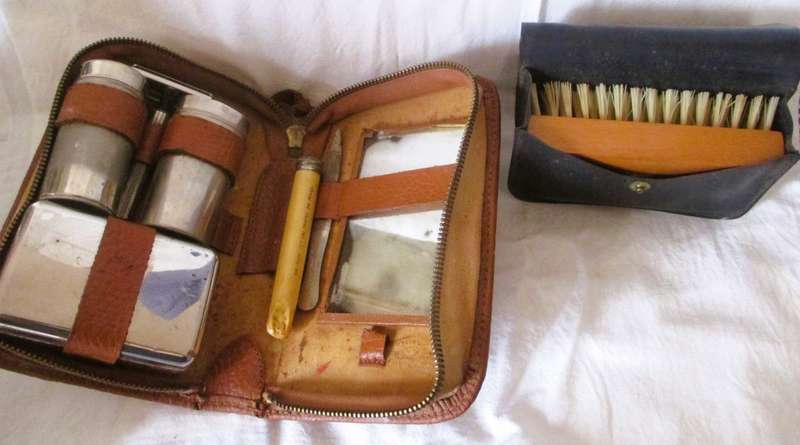 Vintage Gentlemen`s Travel Grooming Kit with Clothes brush. As per photo.
