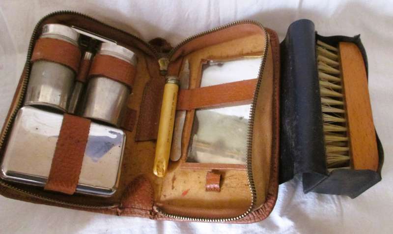 Vintage Gentlemen`s Travel Grooming Kit with Clothes brush. As per photo.
