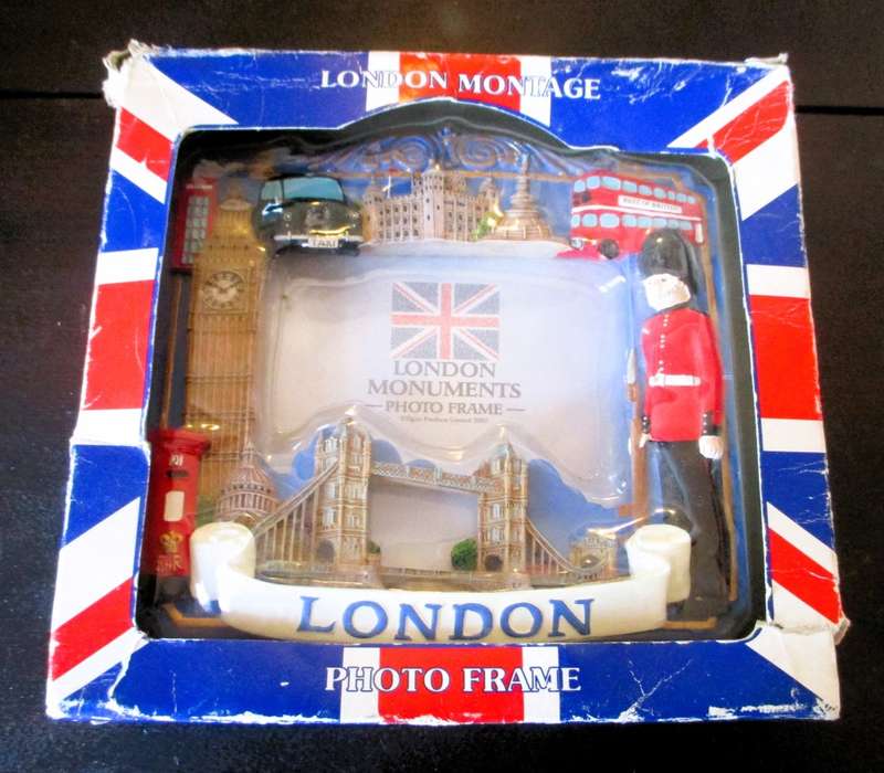 3D resin London Monuments Montage Photo Frame, in box. 2002. 150x150mm