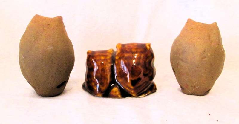 Lot of three caly and porcelain Owl figurenes.