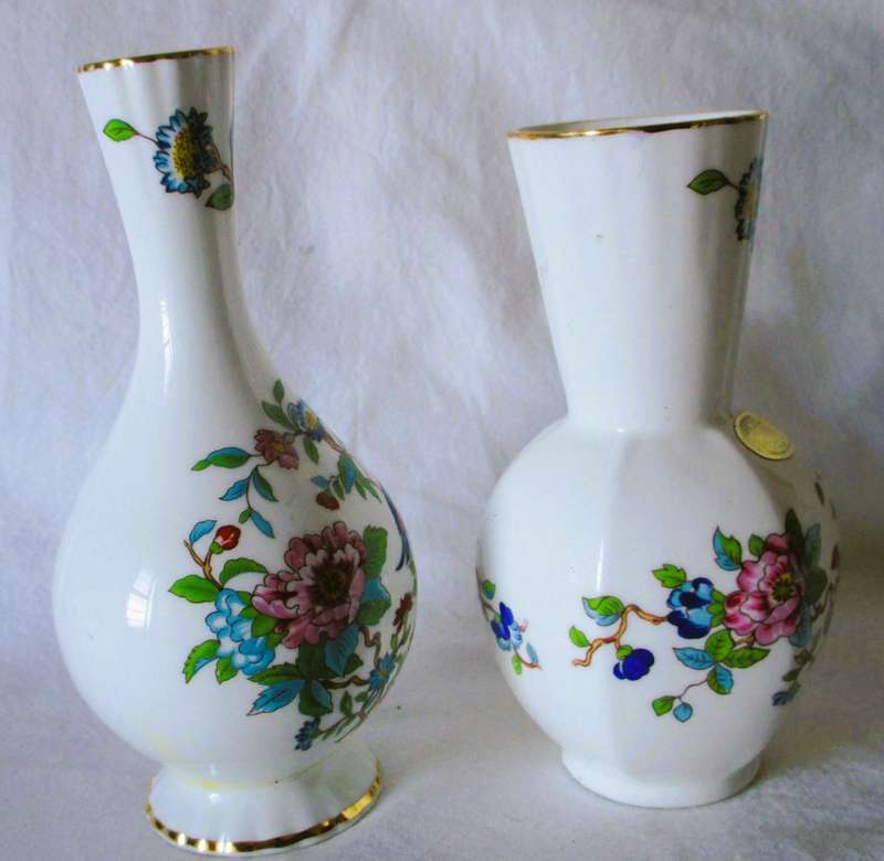 2x Aynsley PEMBROKE Floral Pattern Vase Made in England   16 and 14cm high. Spotless