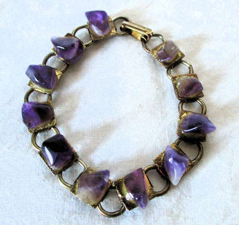 Vintage Raw Amethysts Bracelet with sturdy clip. 180mm long.