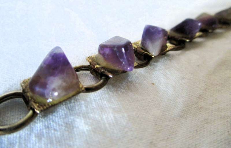 Vintage Raw Amethysts Bracelet with sturdy clip. 180mm long.