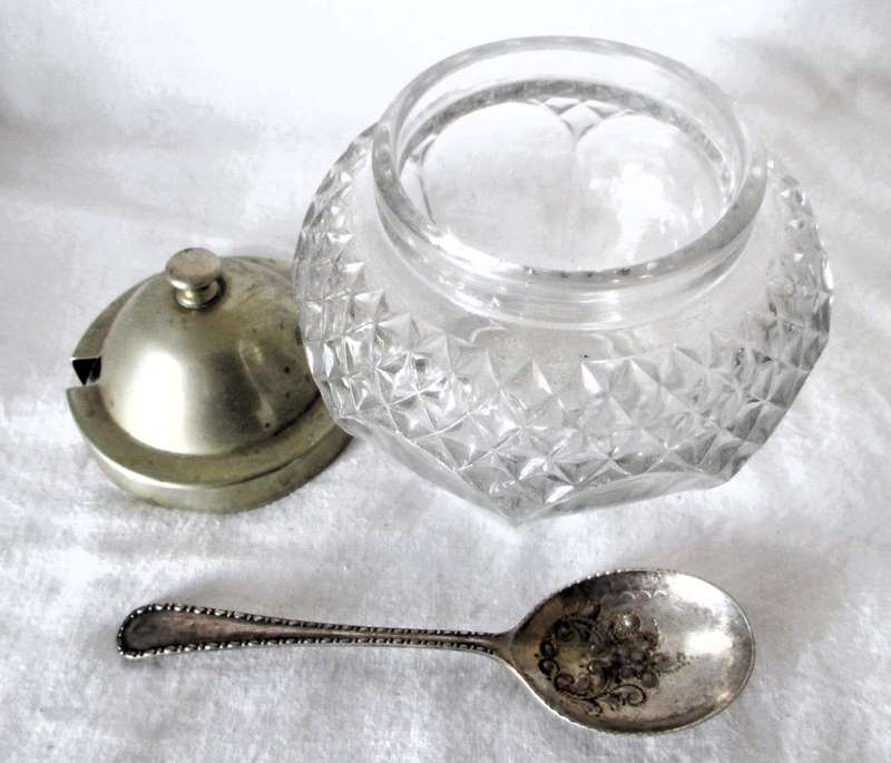 Vintage cut glass and silver plate topped preserve pot with spoon. 120mm high.