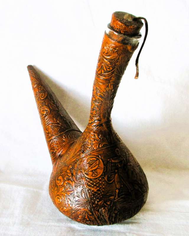 Vintage Embossed LEATHER Wrapped Glass Wine Bottle Flask DECANTER Don Quixote Spain