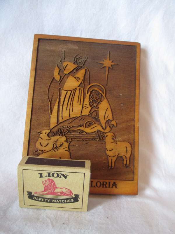 SALE R25 - Solid Wood Burning Soli Deo Gloria Picture for wall hinging.  145x105 mm