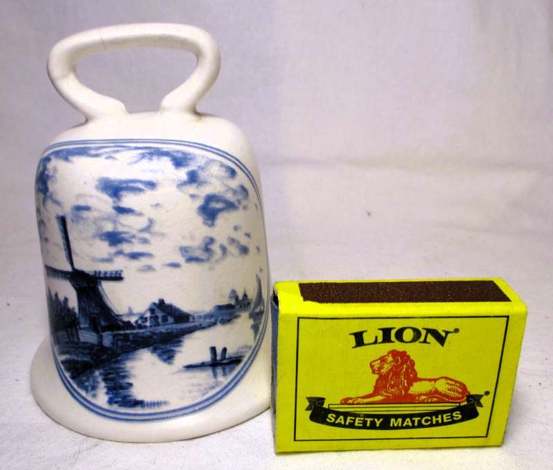 Vintage Delt Blue and White Bell. Small hairline crack on handle. 100mm high.