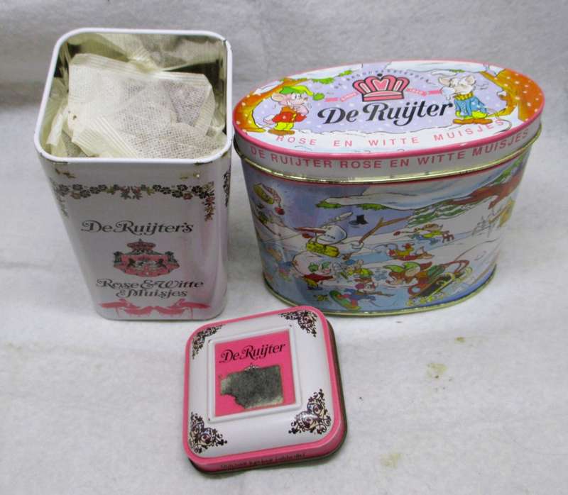 Two Vintage De Ruyter Rose and White mouse tins. Baby girl gifts. One with original tea bags.