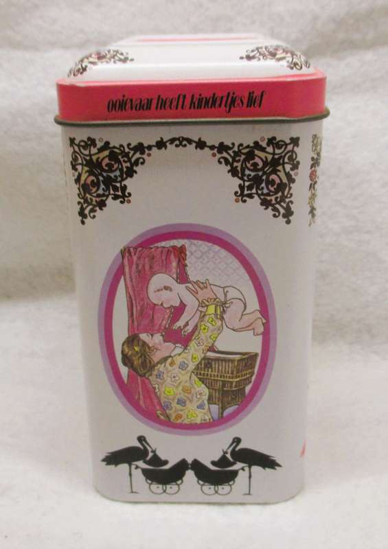 Two Vintage De Ruyter Rose and White mouse tins. Baby girl gifts. One with original tea bags.