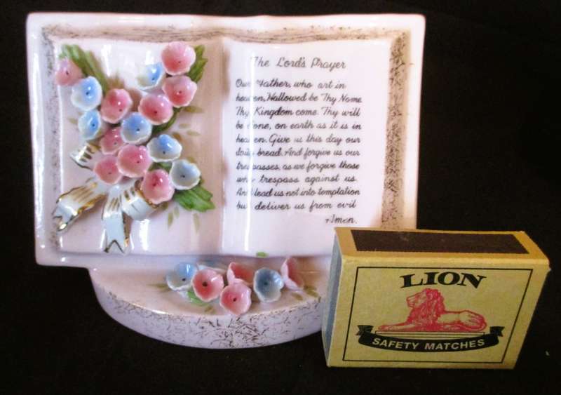 SALE R25 -Vintage Kingsway Lord`s Prayer Pink Ceramic Wall Pocket Planter Vase.  120x100mm