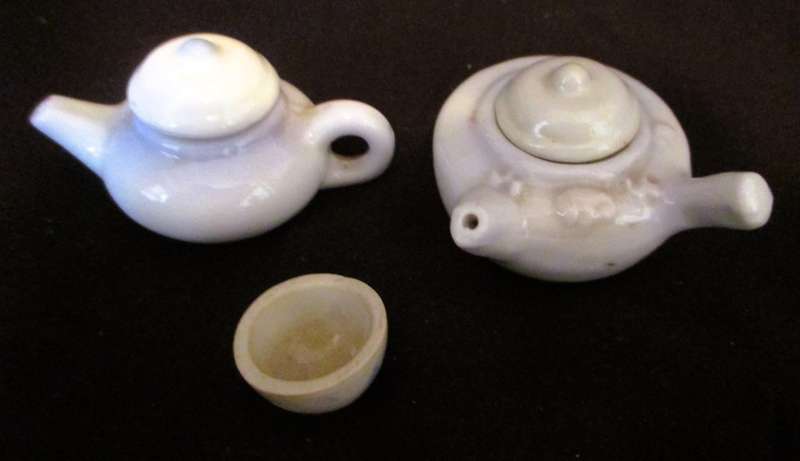 Antique Miniture Porcelain Children Chines tea set, 5 piece. As per phot.