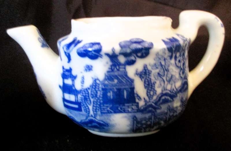 Antique 3pc Miniture  Blue Willow Children`s Tea Set Creamer, Sugar, Tea Pot, Please refer photos.