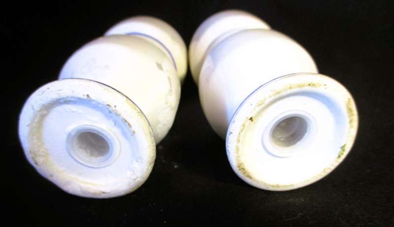 Vintage Watkins Blue Onion salt and pepper shakers Japan. Porcelain peel, as per photo. 120mm high