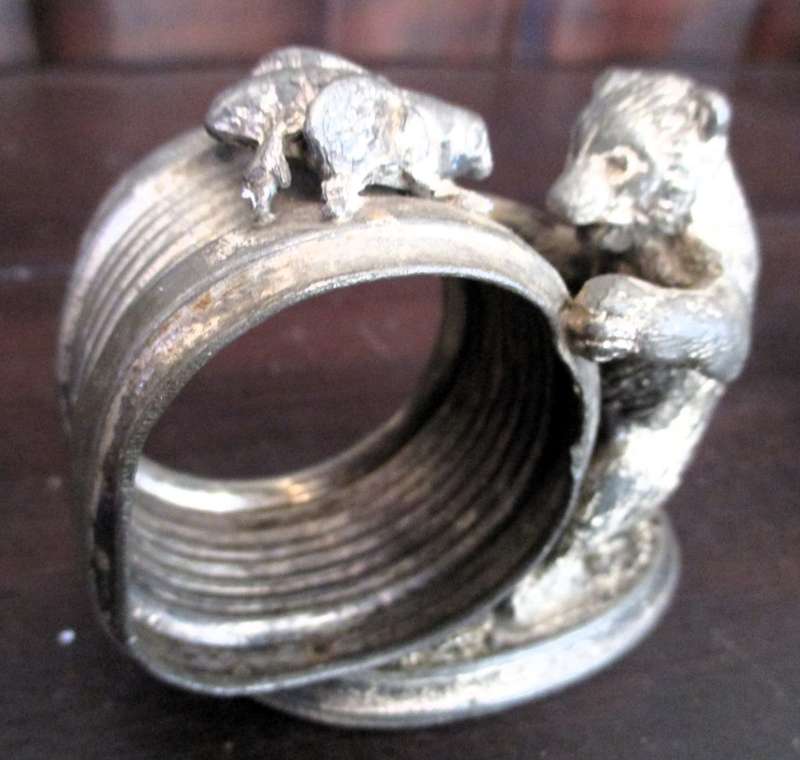 2 Reed & Barton SP Napkin Rings. Antique very collectable. As per photo.