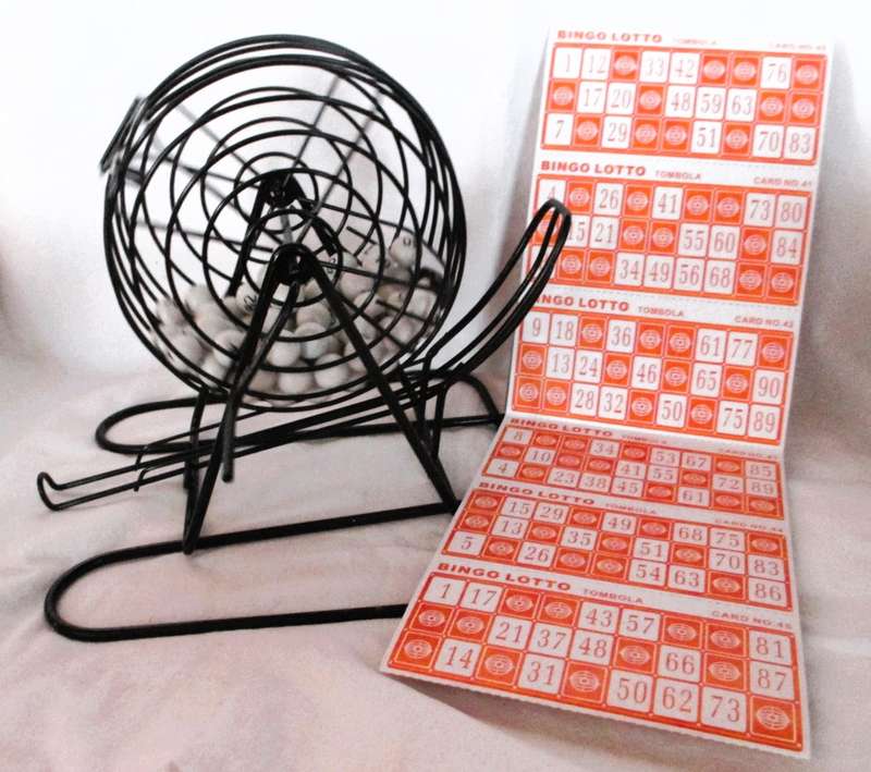 Vintage BINGO Set, Balls, Metal Bingo Wire Hopper and Bingo Cards. As per photo.