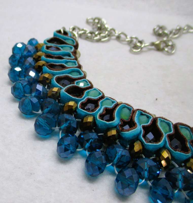 Lovely Vintage intricate choker necklace. Dark blue beads, velvet. Stunning.