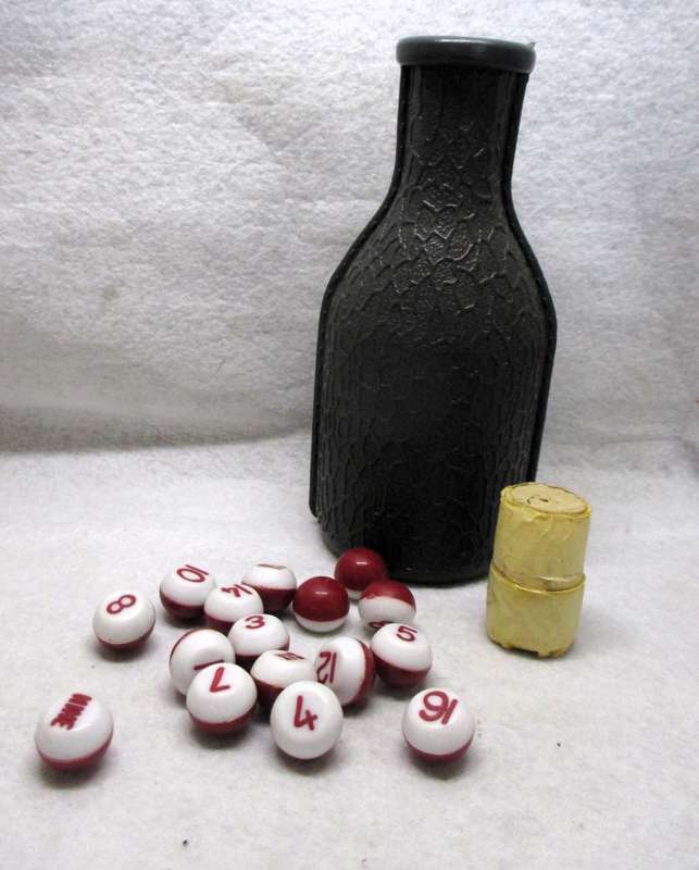 Pea Shaker Bottle with 16 Numbered Peas Pool Accessories